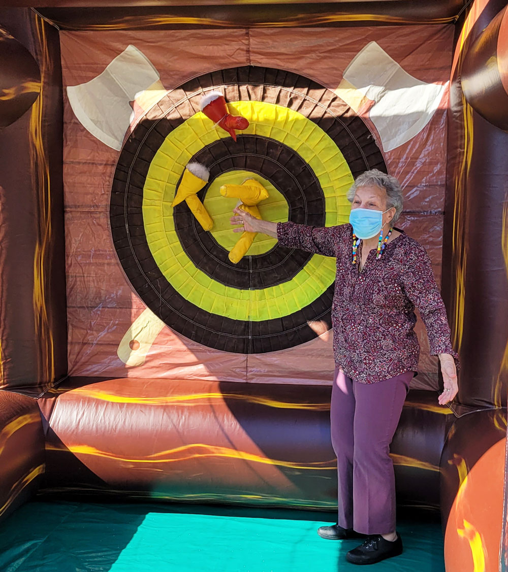 Arbors Games at Hauppauge The Arbors Assisted Living Community