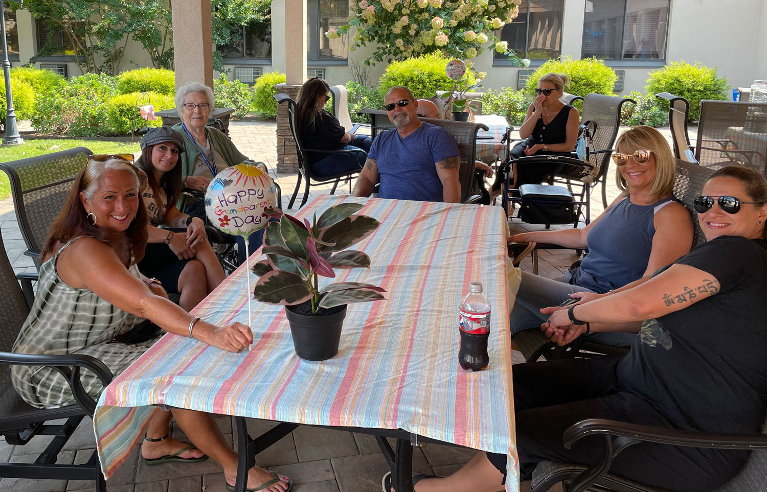 Bohemia Grandparents Day 2021 The Arbors Assisted Living Community