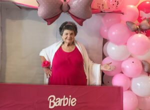 Pink for Barbie!-1213