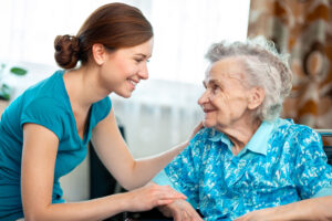 4 Benefits of Senior Living Communities-1213